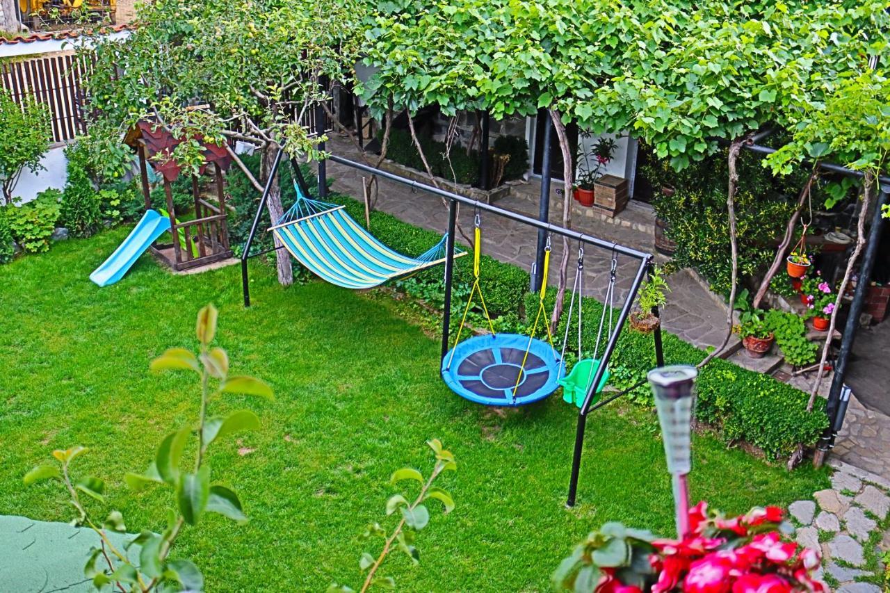 Green House - Попниколови Saparewa Banja Exterior foto